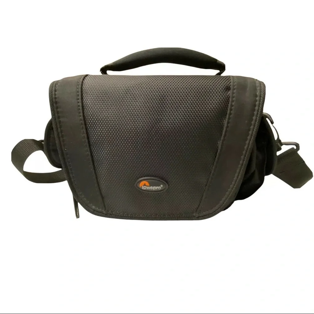 Lowepro 110 Black Camera Bag Case With Shoulder Strap